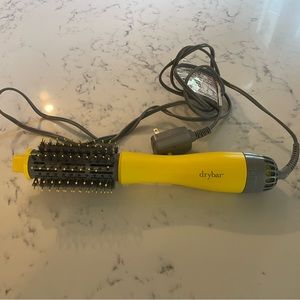 Drybar half shot hot air brush
